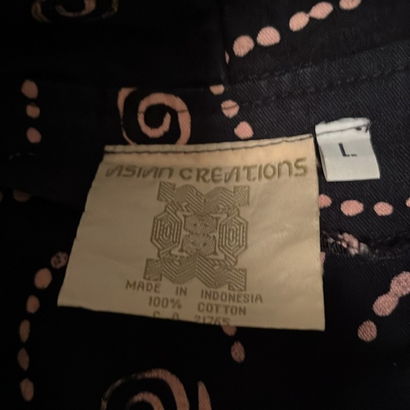 Asian creations jacket. For all the elephant lovers this is the jacket for you. - Picture 12 of 13